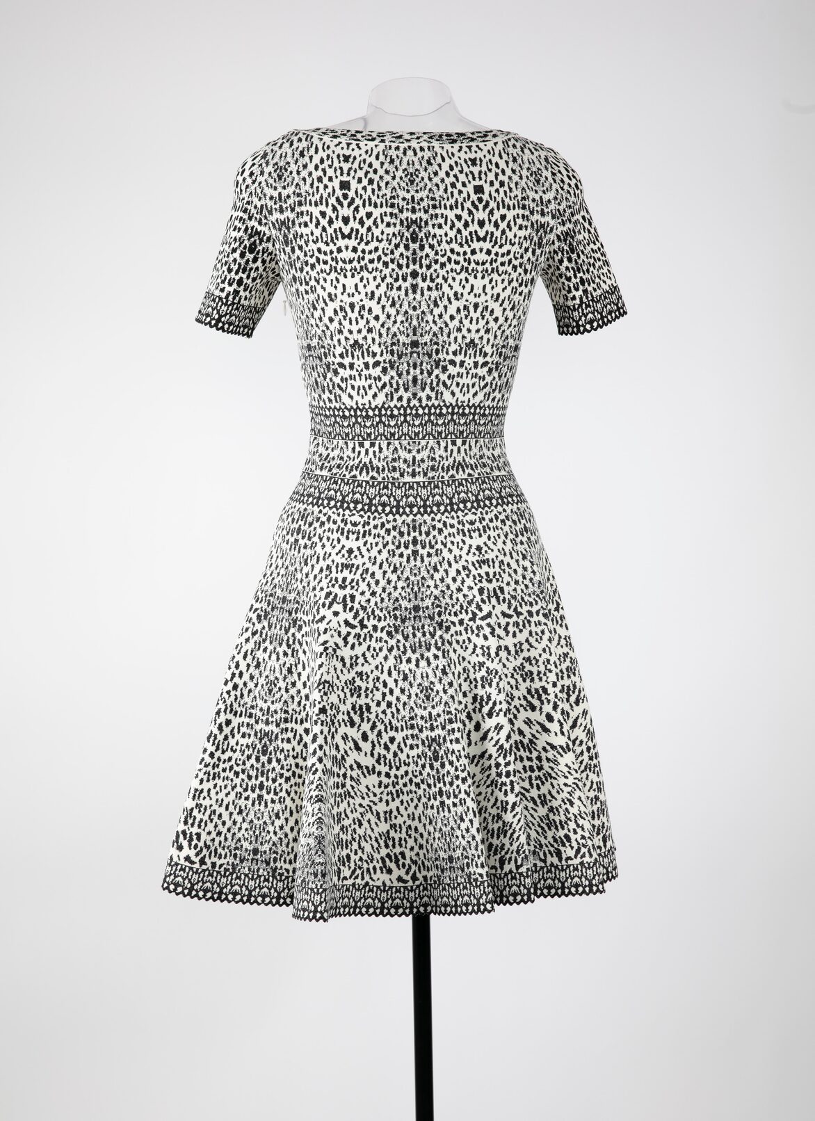 Dresses ALAÏA WHITE/BLACK DRESSES